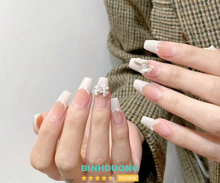 Bling Nail Studio