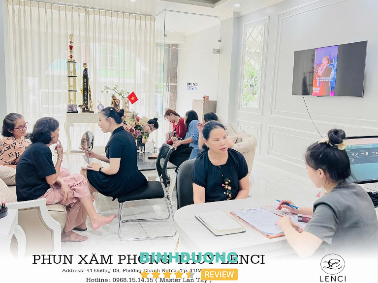 Viện phun xăm Lenci Bình Dương