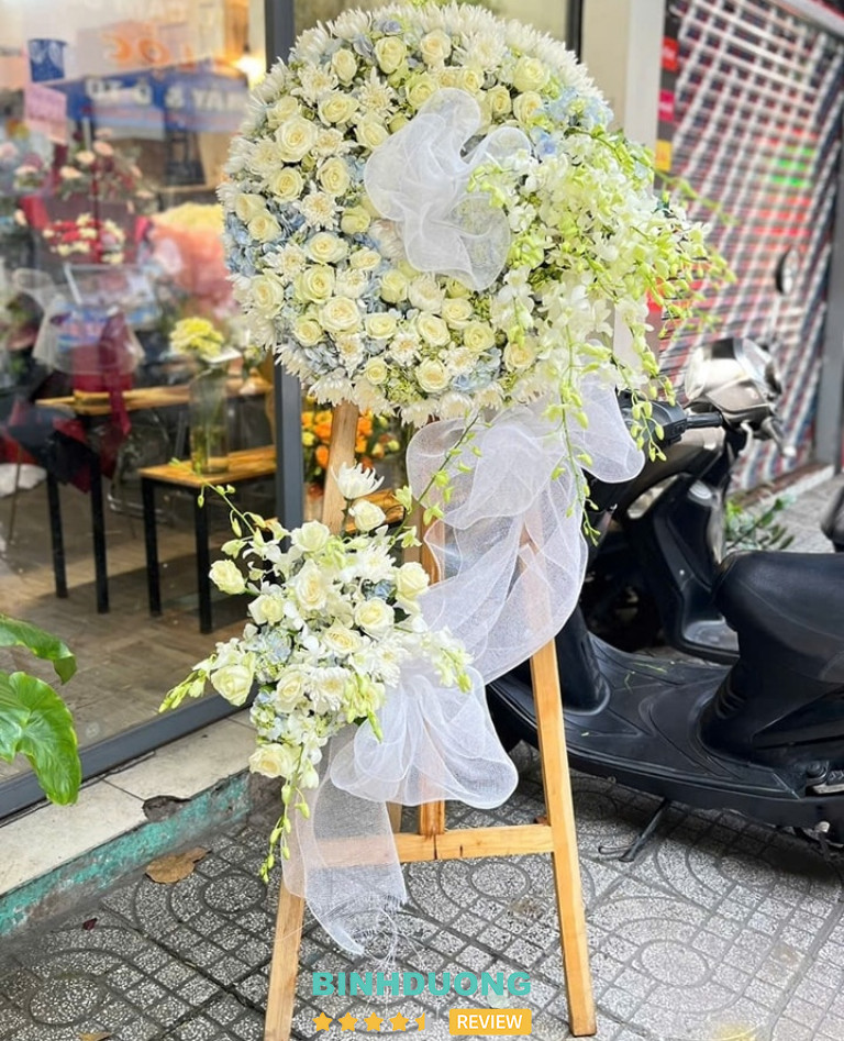 Hoa chia buồn ở TP Dĩ An FLoLi