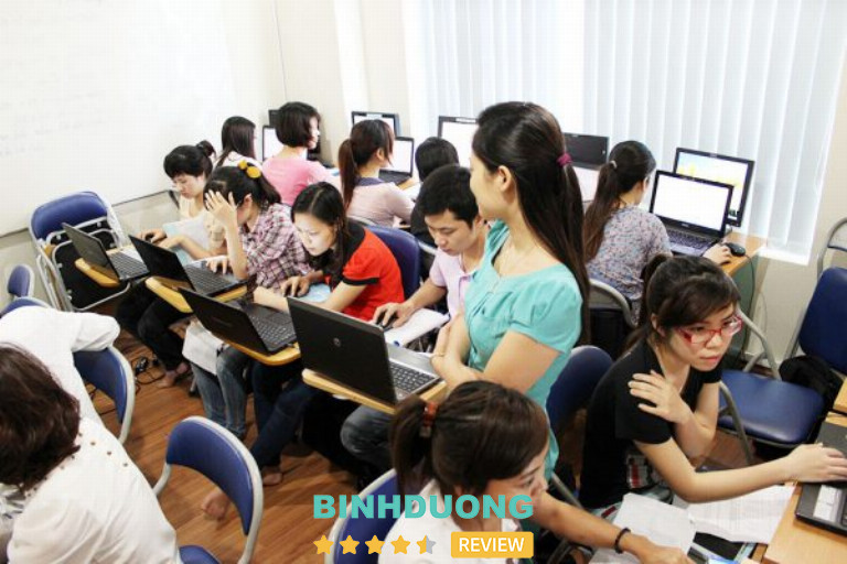Trường Trung Cấp Kinh Tế Công Nghệ Việt Mỹ, Bình Dương 