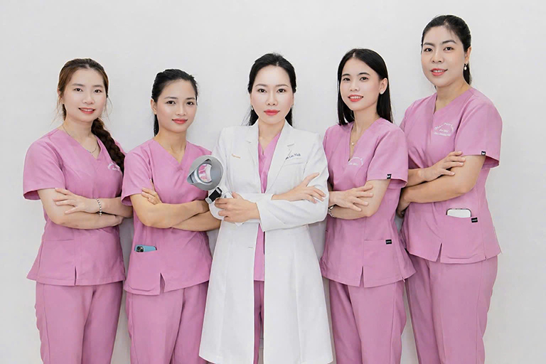 Đội ngũ Dr Lan Ninh