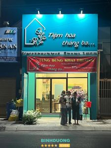 Bài đánh giá tiệm hoa tháng ba thuận an
