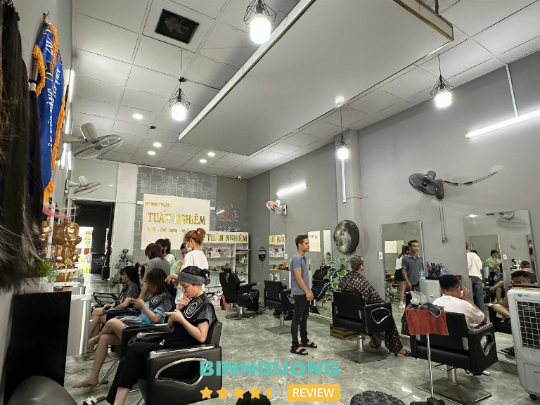 Hair Salon Tuấn Nghiêm thành phố Bến Cát