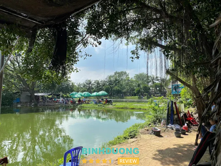 Hồ câu cá giải trí Hai Quyền, Bình Dương