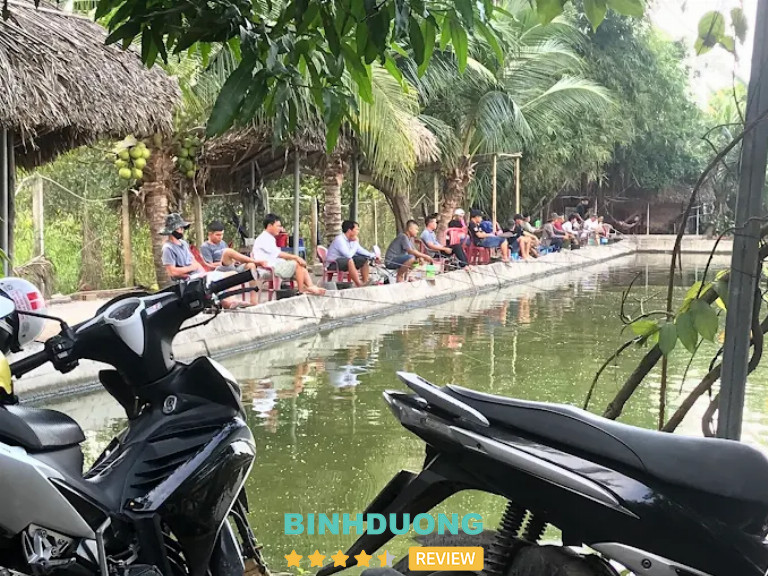 Hồ Câu Phúc Tiến, Bình Dương