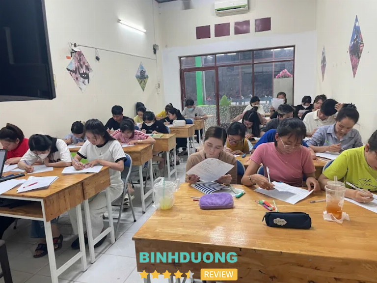 Trung Tâm Hoa Ngữ Gia Hân, Bình Dương