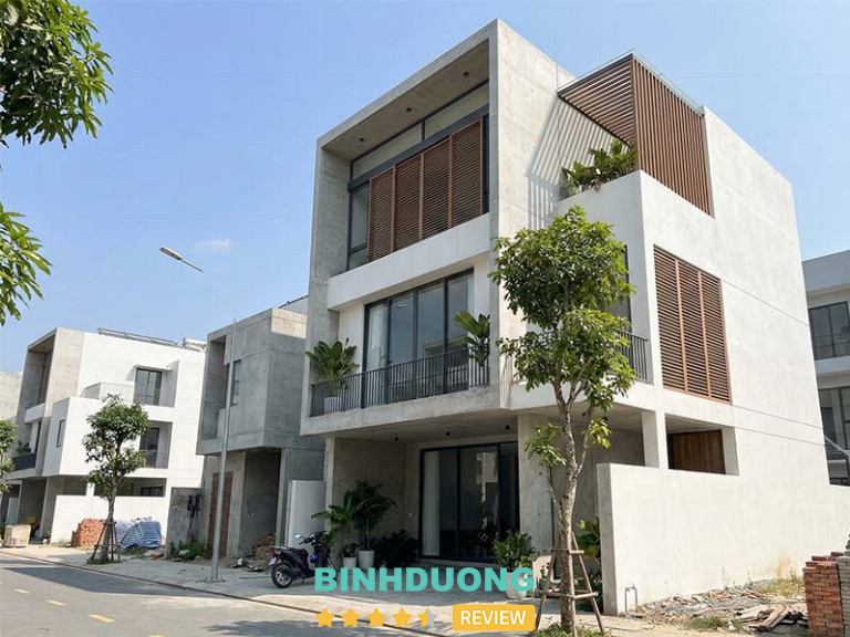 Thịnh Nam Tiến, Bến Cát
