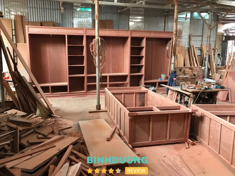 Xưởng Mộc 2T, Bình Dương